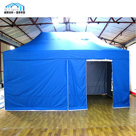 Het blauw paste Onmiddellijke Vouwende Tent aan, toont de Waterdichte Handel Pop Omhooggaande Tenten